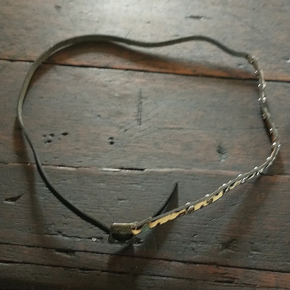 Unisex Leather Wrap Bracelet - Picture 4 of 5